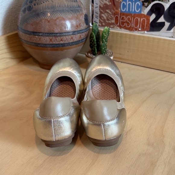 LANDS END Comfort Slip On Metallic Gold Leather Ballet Flats Cushioned Size 10 - Picture 4 of 7
